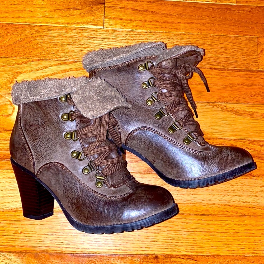 Chocolate Booties